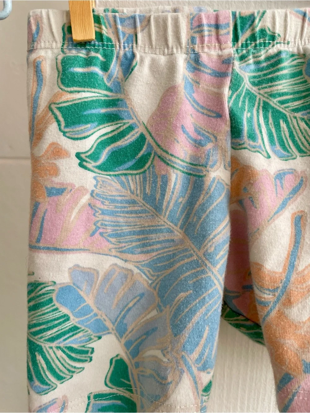 Cat & Jack Tropical Leaf Bike Shorts - Cream, Green, Blue & Pink